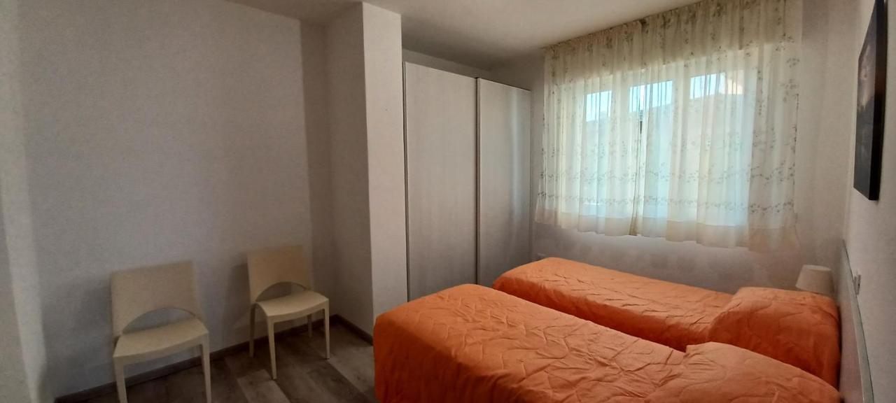 Casa Bivi - Apartments With 1 And 2 Bedrooms - Click Here For More Availabilities Lignano Sabbiadoro Exteriör bild