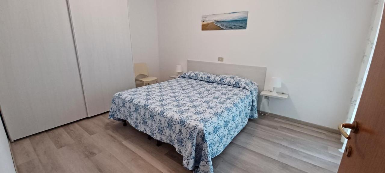 Casa Bivi - Apartments With 1 And 2 Bedrooms - Click Here For More Availabilities Lignano Sabbiadoro Exteriör bild