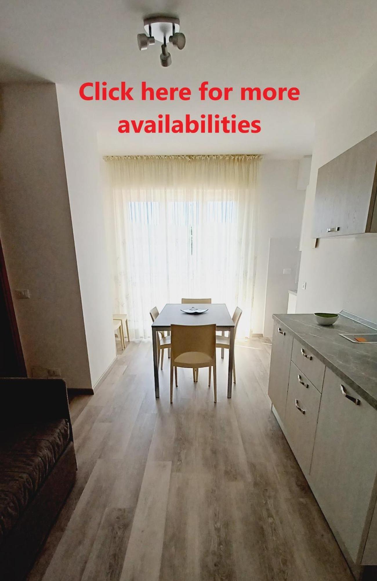 Casa Bivi - Apartments With 1 And 2 Bedrooms - Click Here For More Availabilities Lignano Sabbiadoro Exteriör bild
