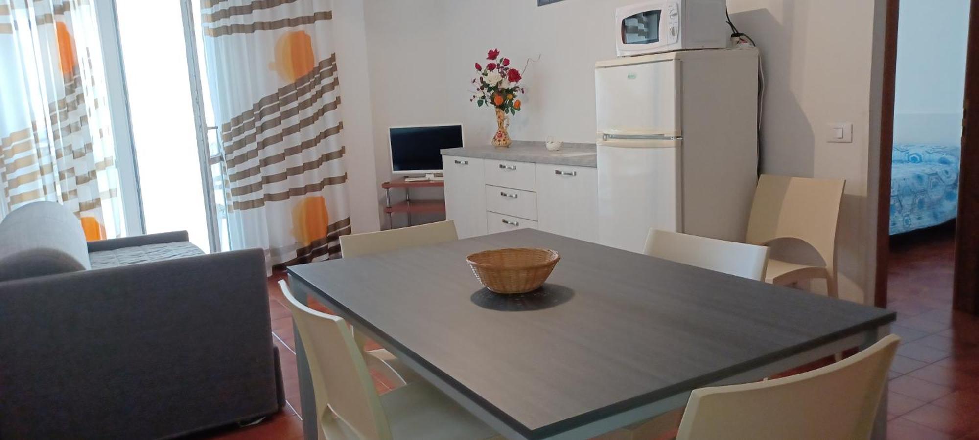 Casa Bivi - Apartments With 1 And 2 Bedrooms - Click Here For More Availabilities Lignano Sabbiadoro Exteriör bild